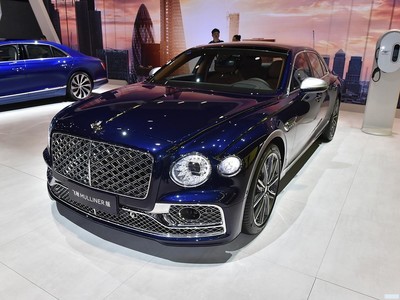  ɳ۲춯 2024 2.9T V6 Hybrid Mulliner