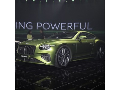  ŷ½춯 2025 GT Mulliner