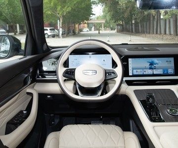 �������� ��ԽL 2025�� 2.0TD �Զ����ư��пط�����6