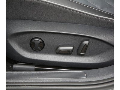 ���� ���� 2025�� 200TSI �ֶ���Խ�泵������3