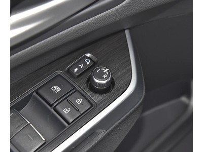���� ����SIENNA 2026�� 2.5L ˫���������ʰ泵������0