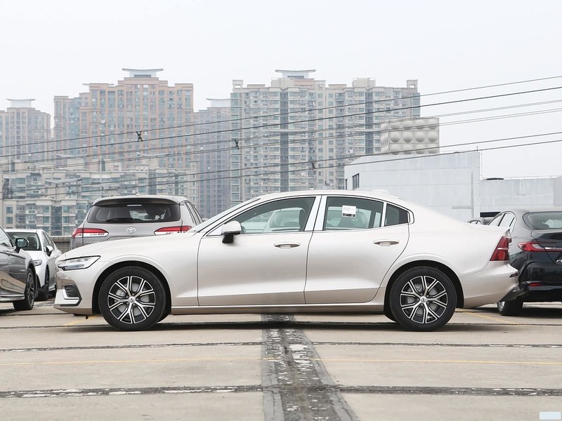 �ֶ���S60 2027�� B4 ���ݺ�����