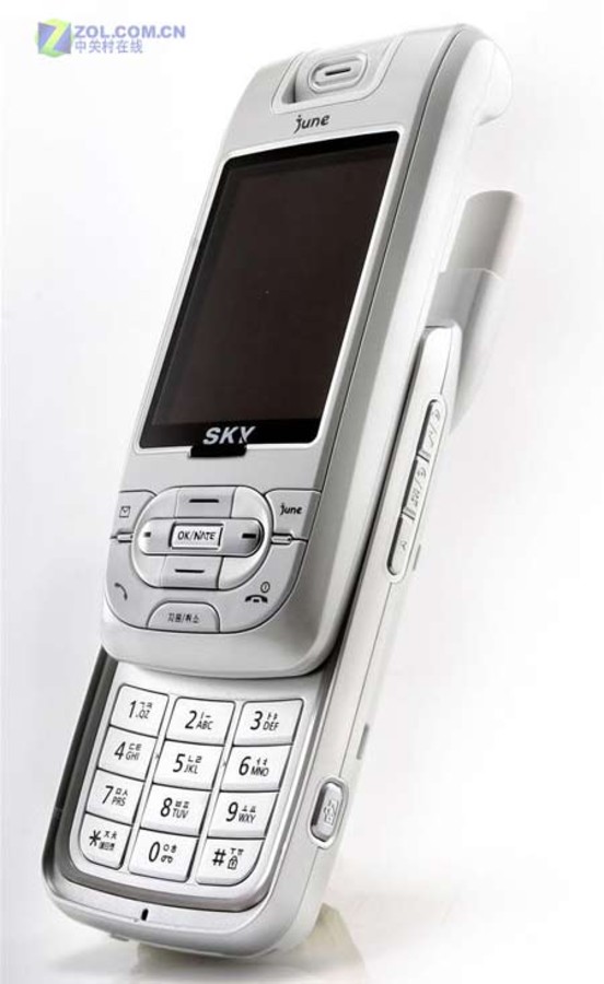 泛泰im8700 200万像素可旋转滑盖新机 (2/3)