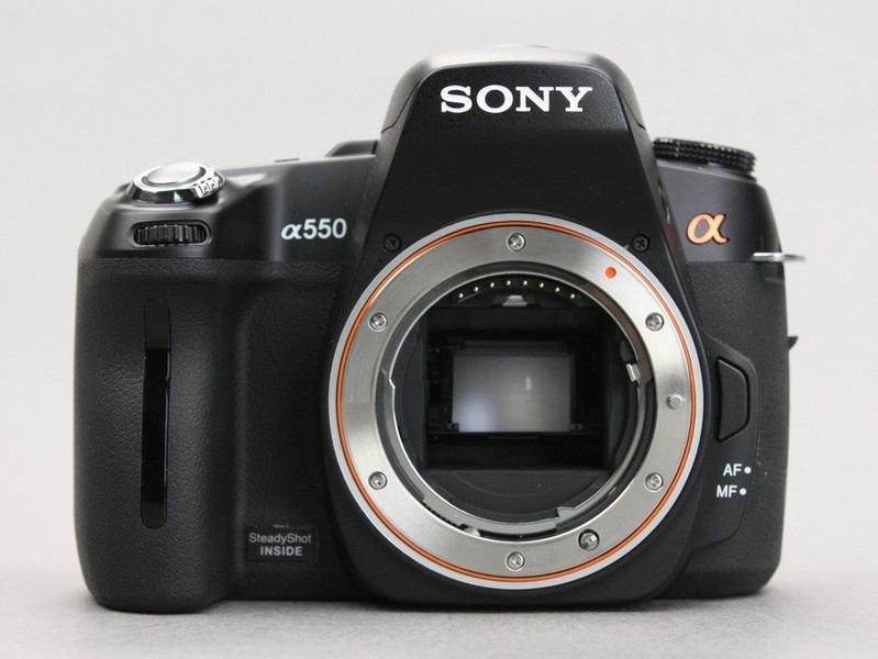 索尼a550套机(18-55mm)