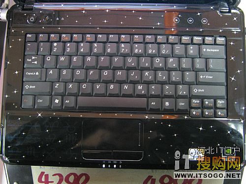 【高清图】 感受神秘宇宙 联想g450星空版仅3900!图3