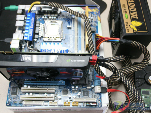 极限测试考验 全裸GAMERSTORM能挺多久