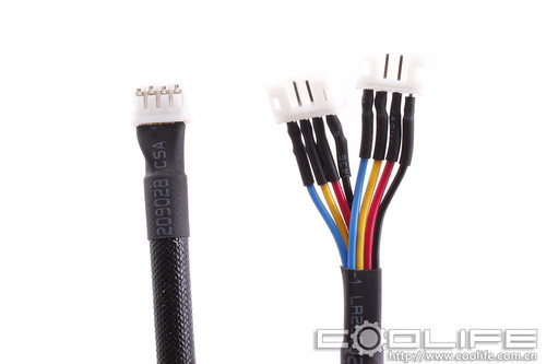 风扇供电接口采用了4pin设计