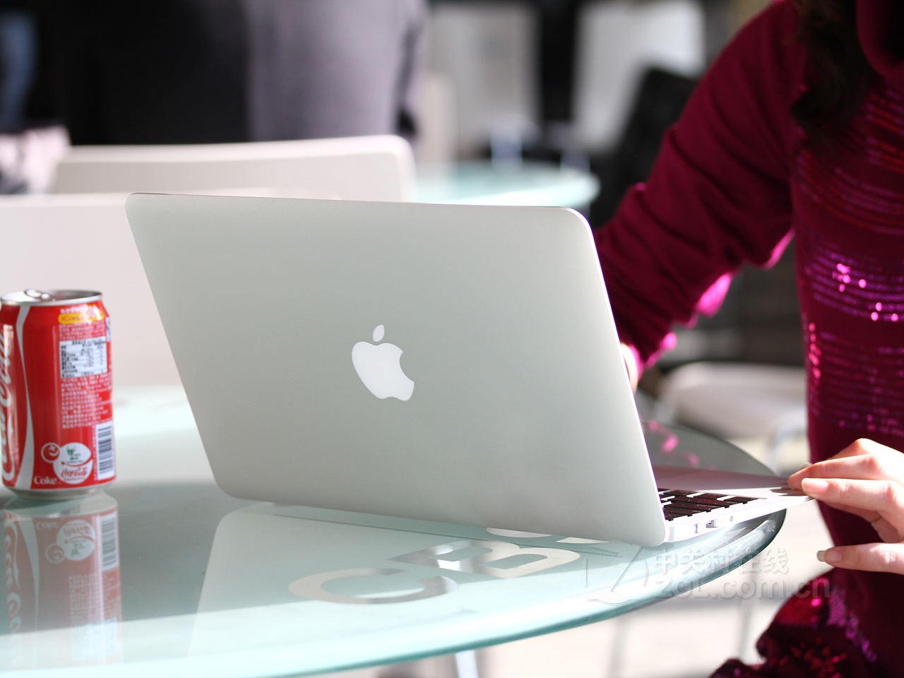 苹果macbook air(mc505ch/a)