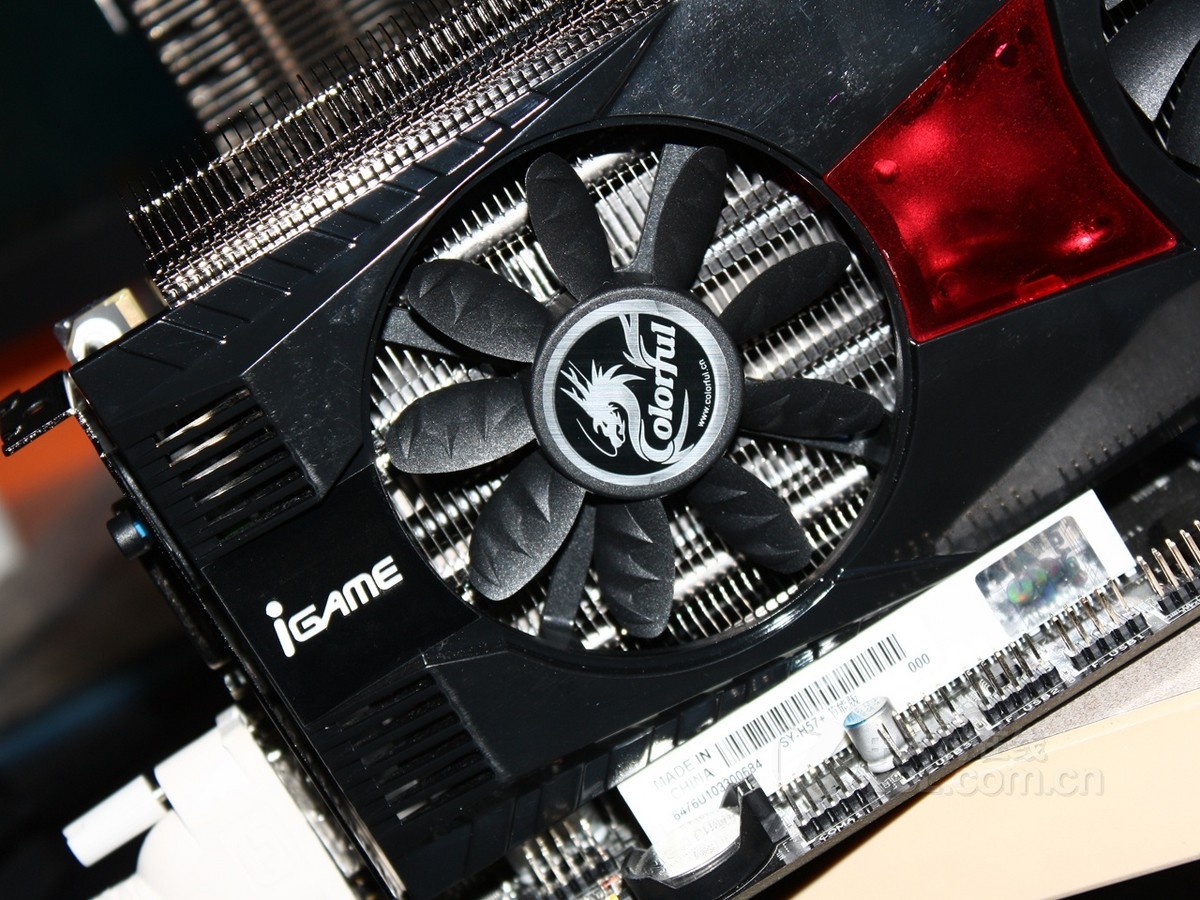 七彩虹igame560ti 烈焰战神x d5 1024m