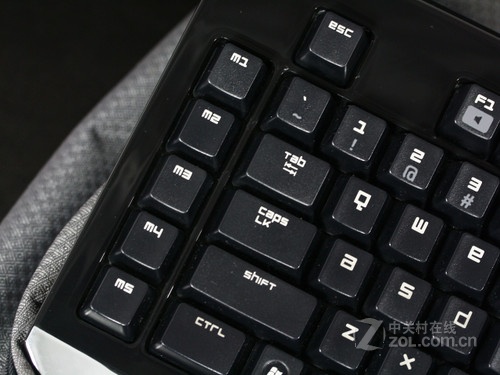 Razer �ڹѸ���ɫ ϸ��ͼ 