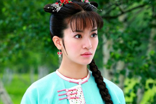 主角全部新面孔 新版《还珠格格》剧照