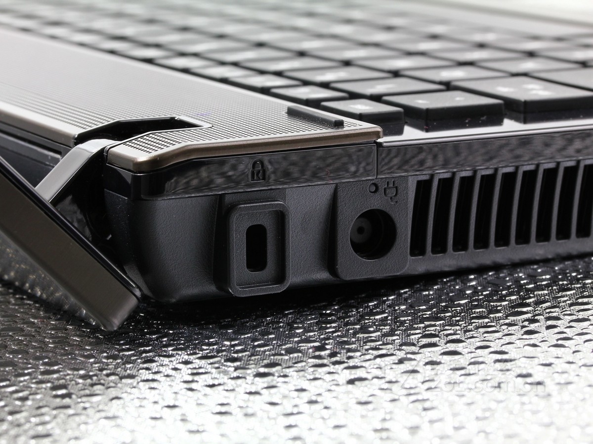 笔记本电脑 惠普笔记本电脑 惠普4421s(ww385pa) 图片 原创图赏 40