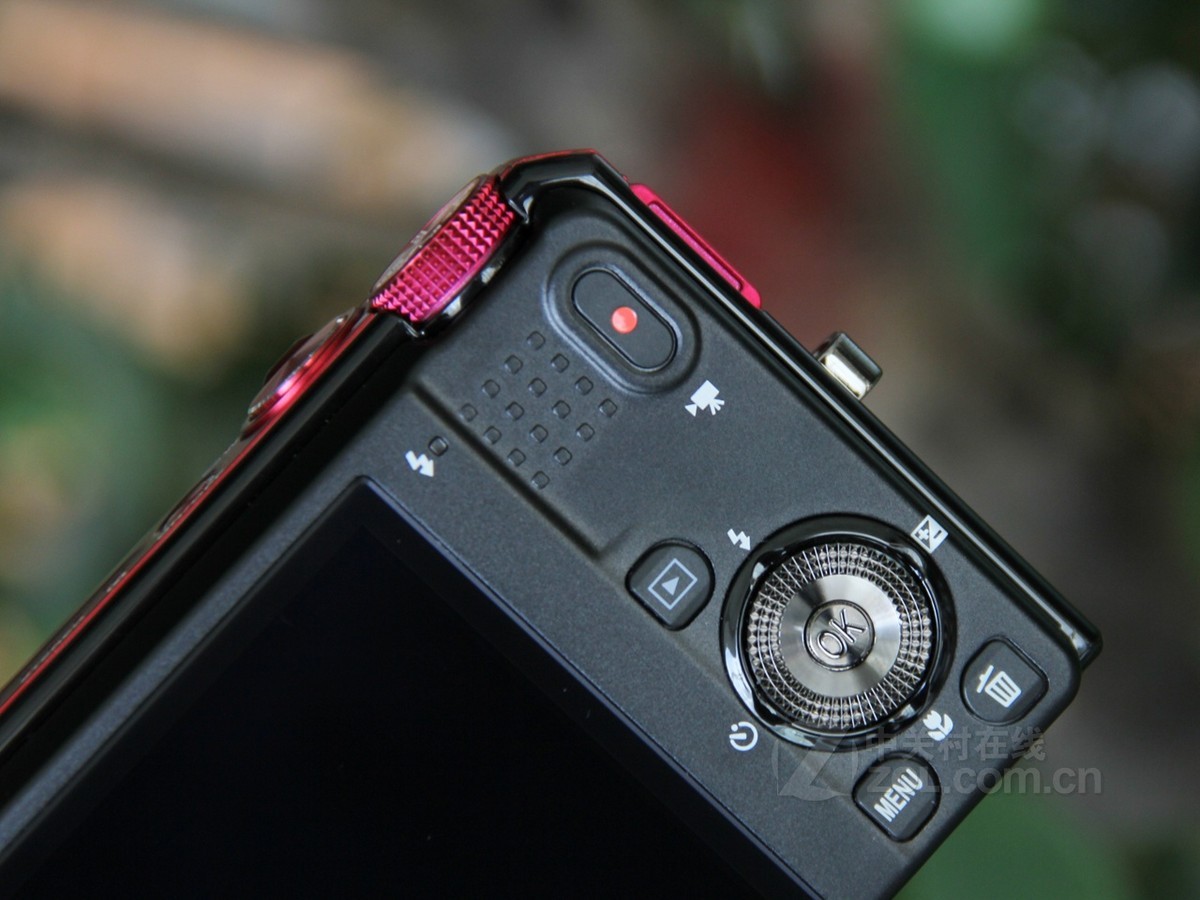 产品相关    尼康s9100  图片筛选 类型: 场景: 颜色