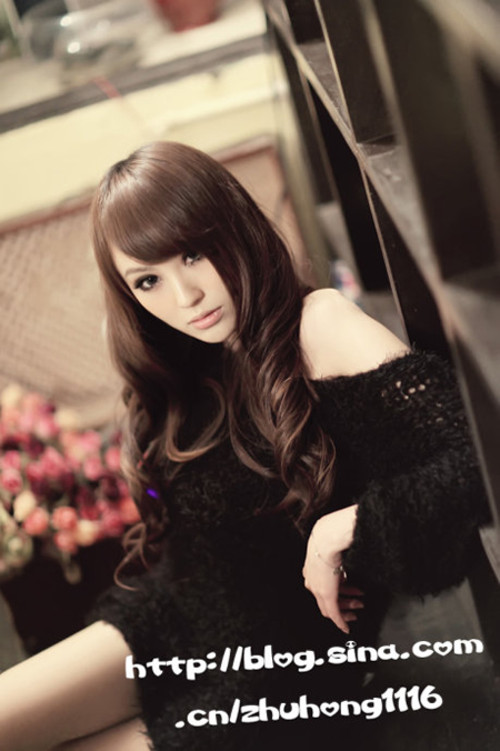 游戏圈气质showgirl朱弘海量迷人近照