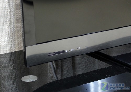 索尼玩"中国特色" 首款互联网电视测评