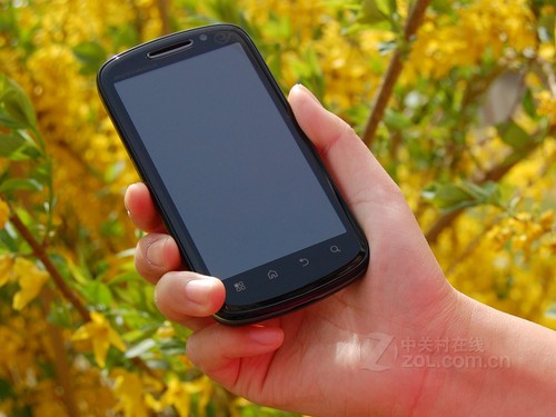 开卖后首度降价摩托罗拉xt882大降350元