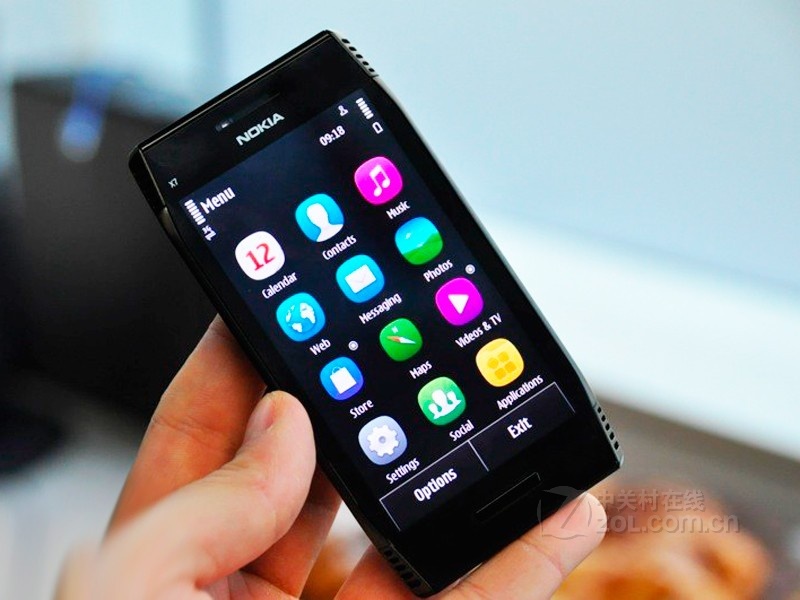 诺基亚x7图片