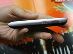 双模单待Android机 酷派D5800大众价上市