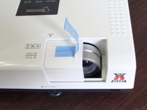 4000流明+3D 夏普D3080X高亮投影简评