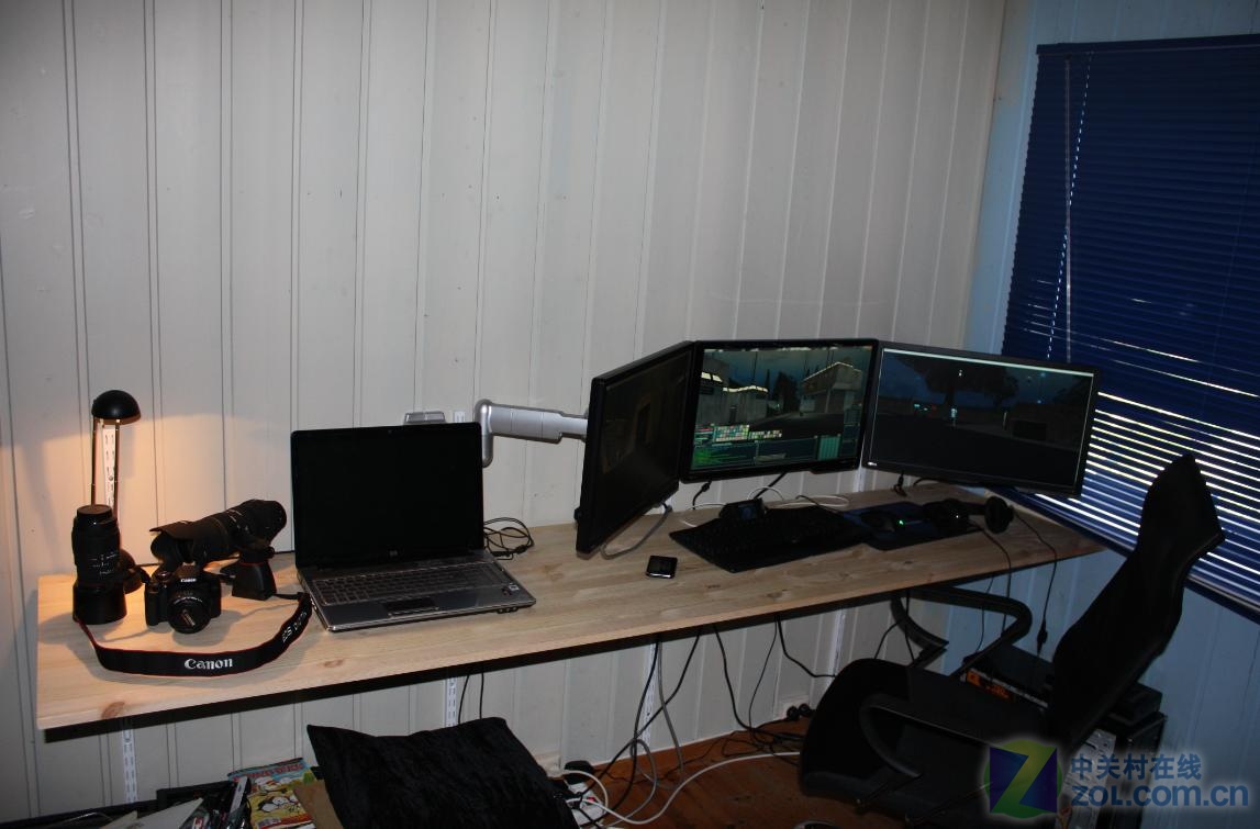 【高清图】 拼接桌面三屏起 国内发烧玩家你伤不起图2