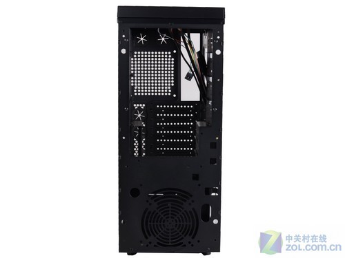 风扇和散热器在机箱哪个位置 ceSVmyQLKus.jpg