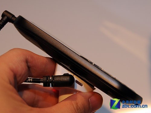 GSM˫����2010 ŵ����Asha 200������� 