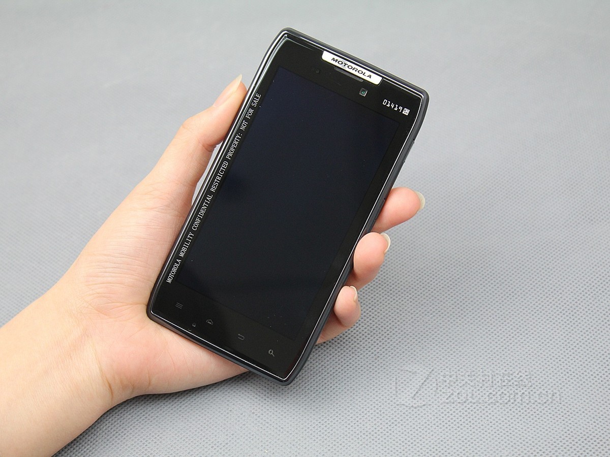 【高清图】 摩托罗拉(moto)xt910(razr锋芒)实拍图 图133