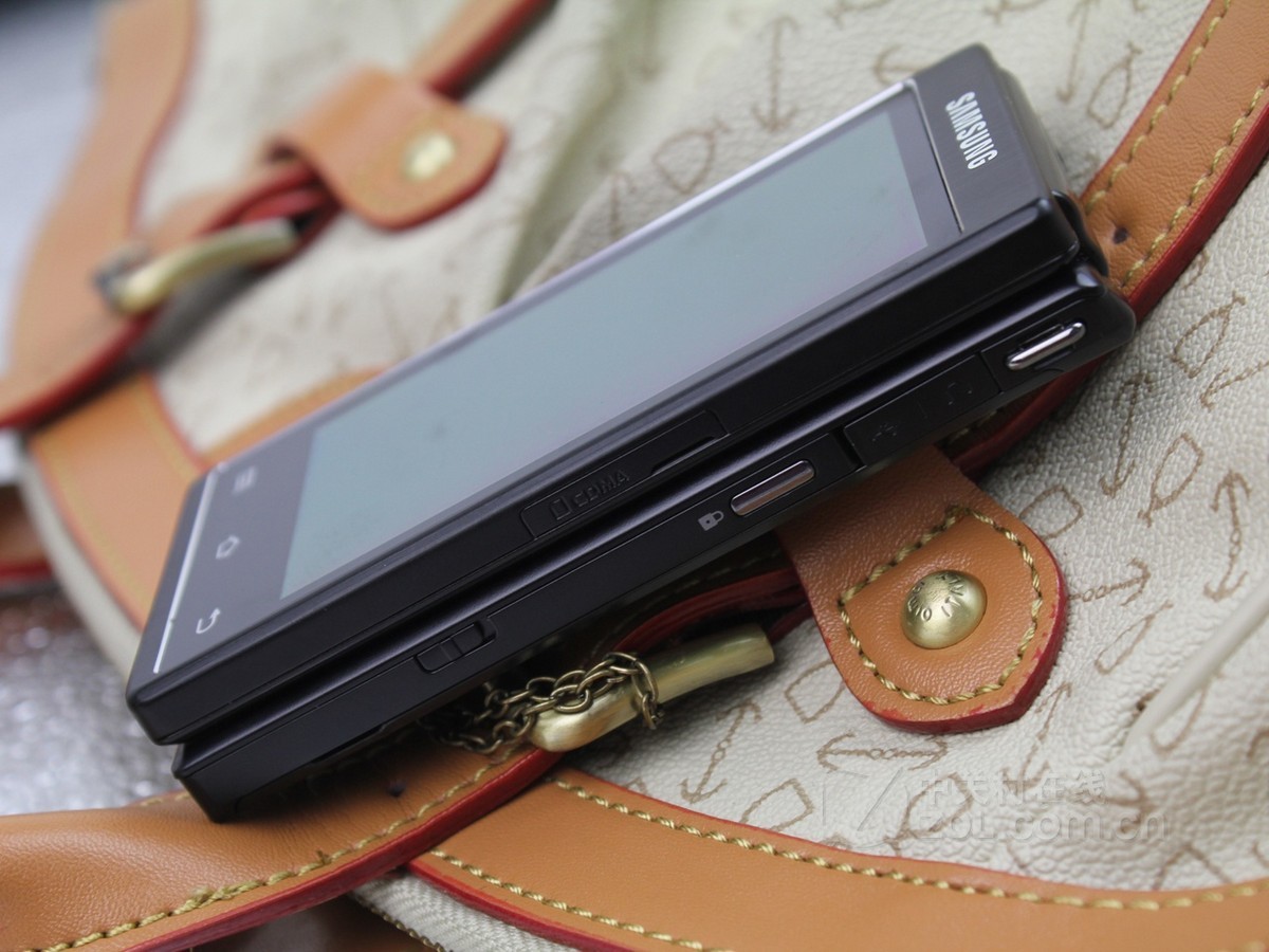 【高清图】 三星(samsung)w999(电信3g)实拍图 图233