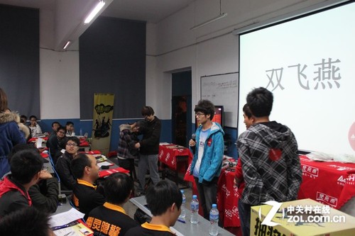 A4TECH无孔鼠校园巡展-成都西华大学