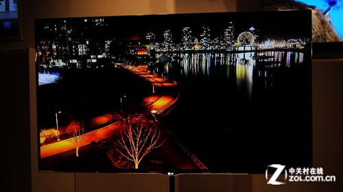 55�糬��OLED���� LG�콢��Ʒ����CES 