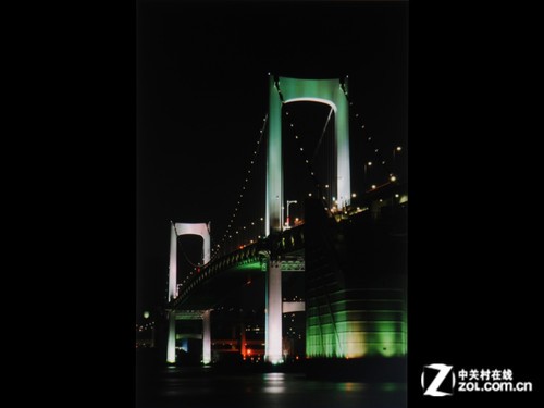 3D+1080pӰԺ ͶӰW7000ײ 