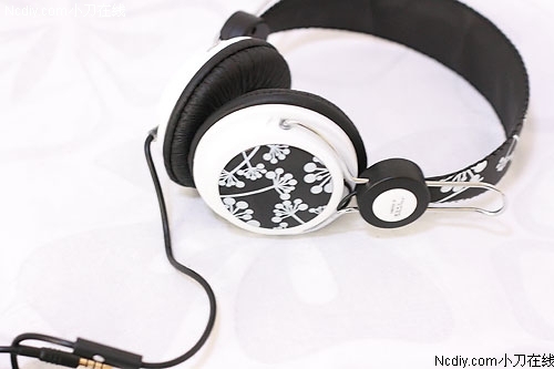 【高清图】 蓝色更可爱 实用千度幻音e-550mv耳机图2