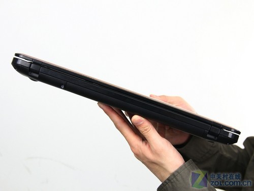 绚丽高贵 东芝Satellite M800系列图赏