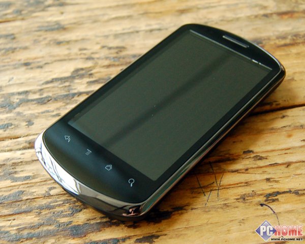 【高清图】 高性价比安卓2.3手机 华为c8800评测图5