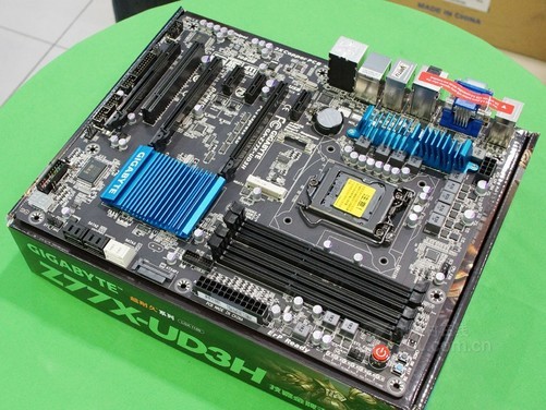 图为: 技嘉ga-z77x-ud3h主板