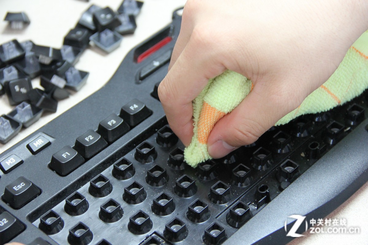 【高清图】 夏季动手攻略 图文解析键盘的清理技巧图17