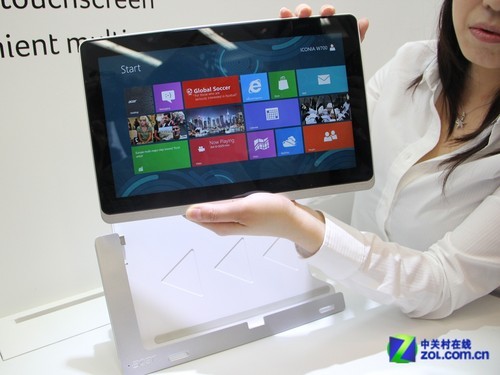 Computex��Ʒ �곞WIN8ƽ��W700���� 