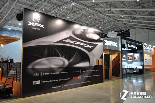 ���ɢ�������� Ѷ������չչ̨��ǰ�� 