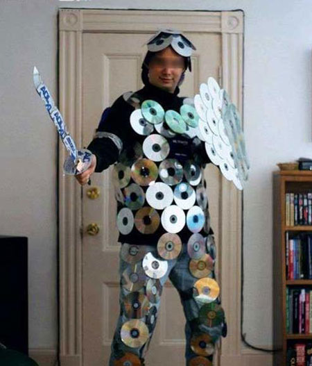 光盘战士 这应该是目前为止最有创意的作品(看网友经典评论)