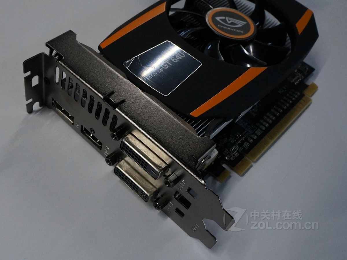 显卡 北影显卡 北影gt640 猛禽 图片 实拍图 20 / 24隐藏