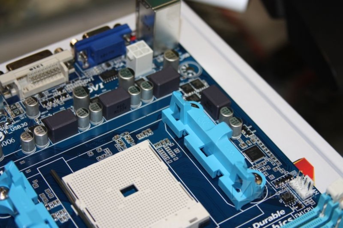 【高清图】 技嘉(gigabyte)ga-a75m-ds2实拍图 图3