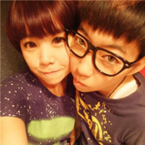 2012最新版,qq会员或者月亮4级才可以自定义头像 选中图片鼠标右键