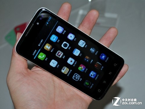 1.5GHz+1GB RAM ������1499Ԫ�ĺ��ֻ� 