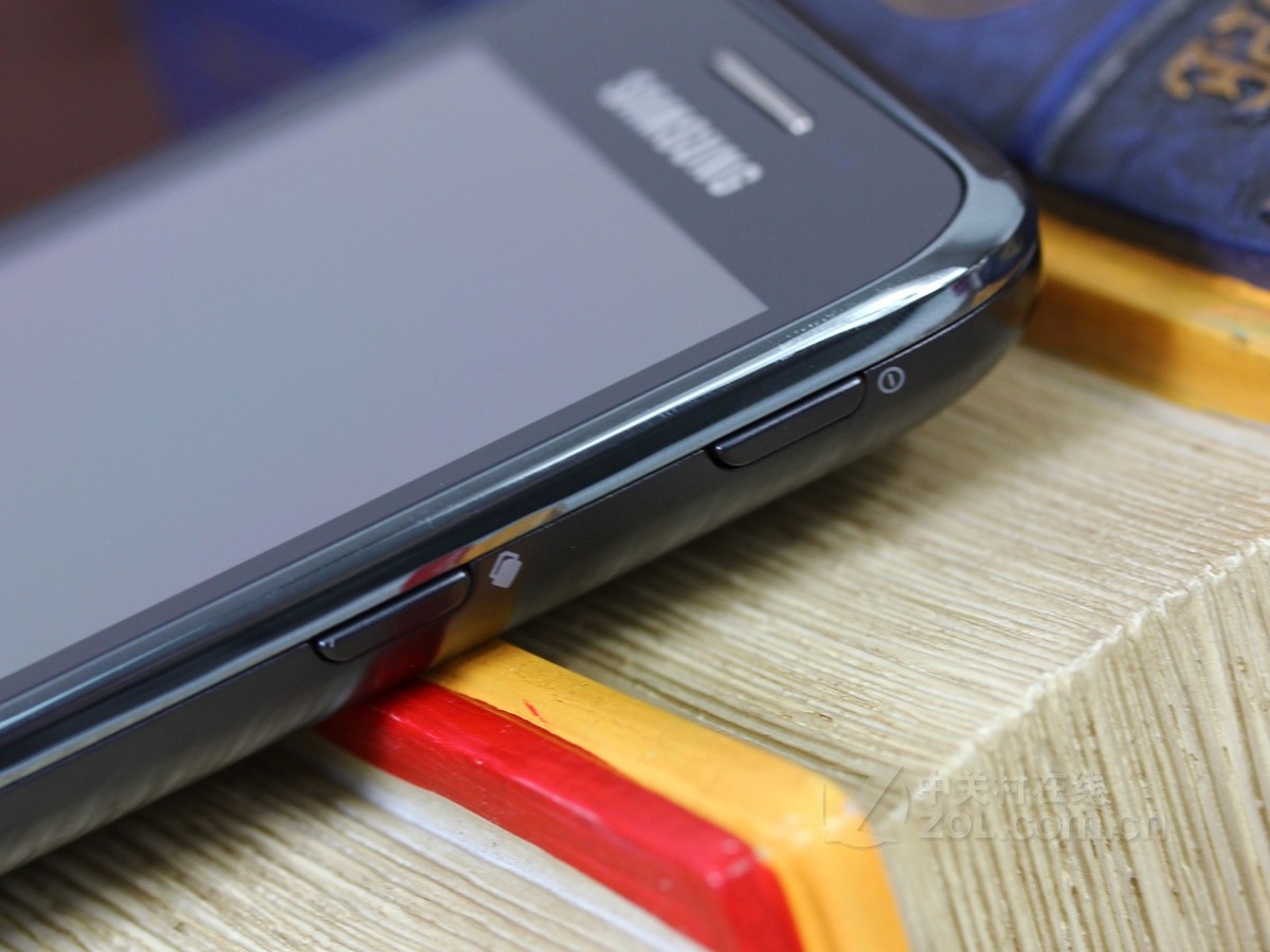 三星galaxy ace plus(i659/电信版)